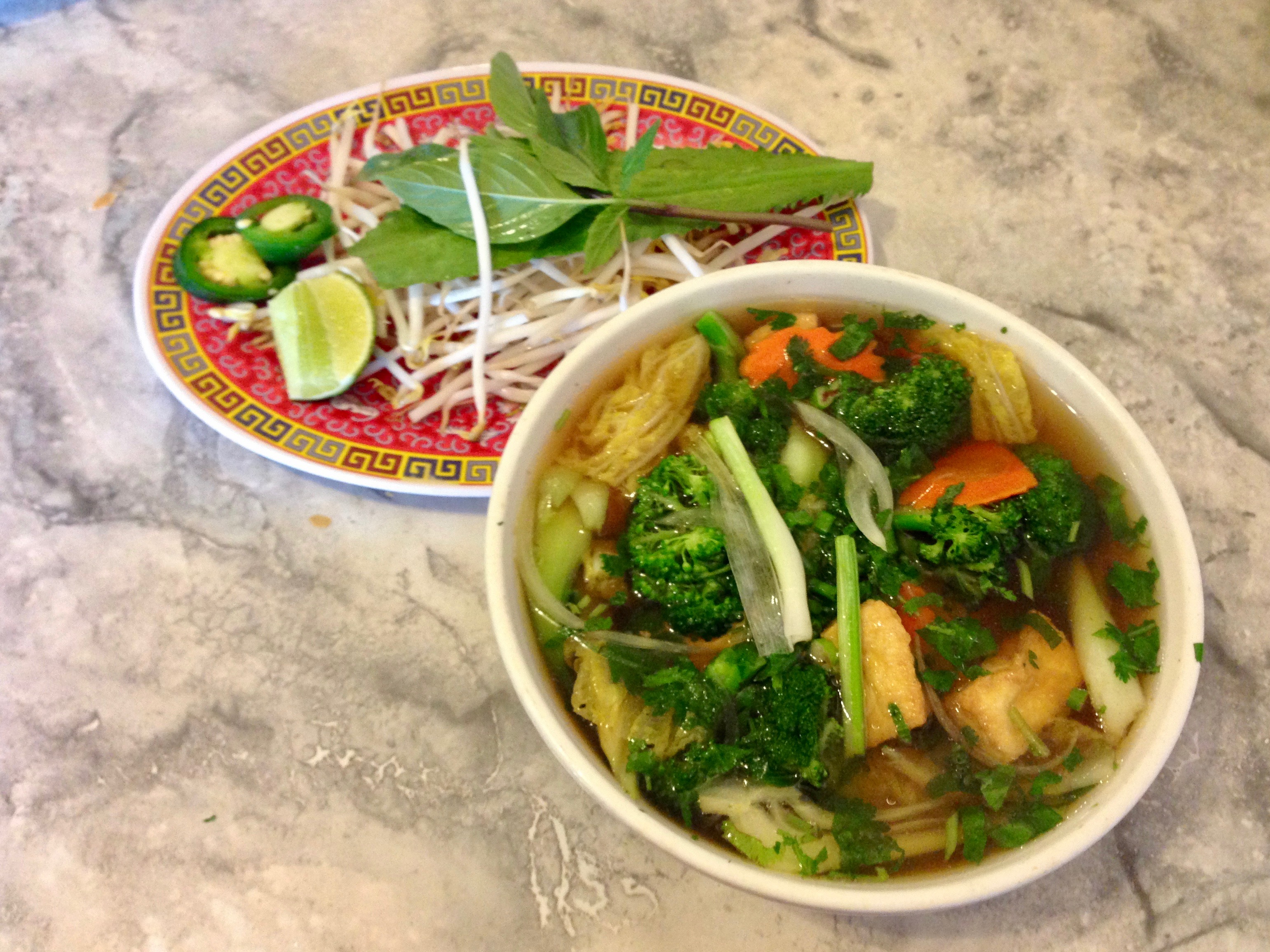 pho rau dau (vegetable pho)