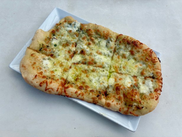 mozzarella and pesto flatbread